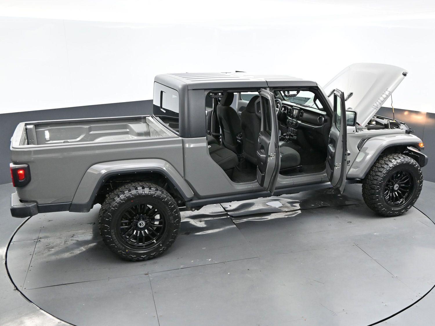 2021 Jeep Gladiator Willys photo 28