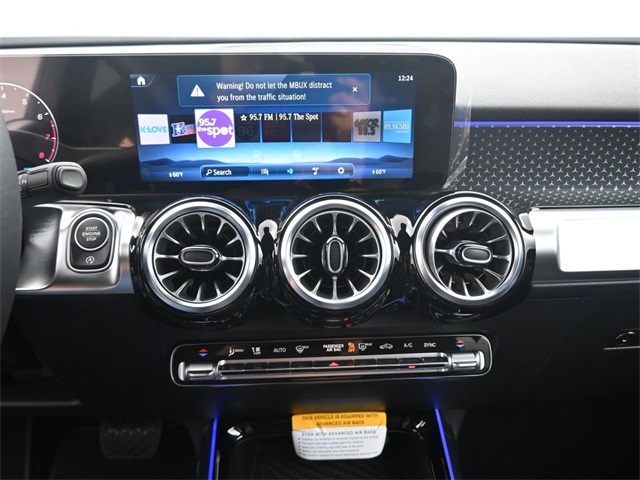 2025 Mercedes Benz GLB 250 photo 4