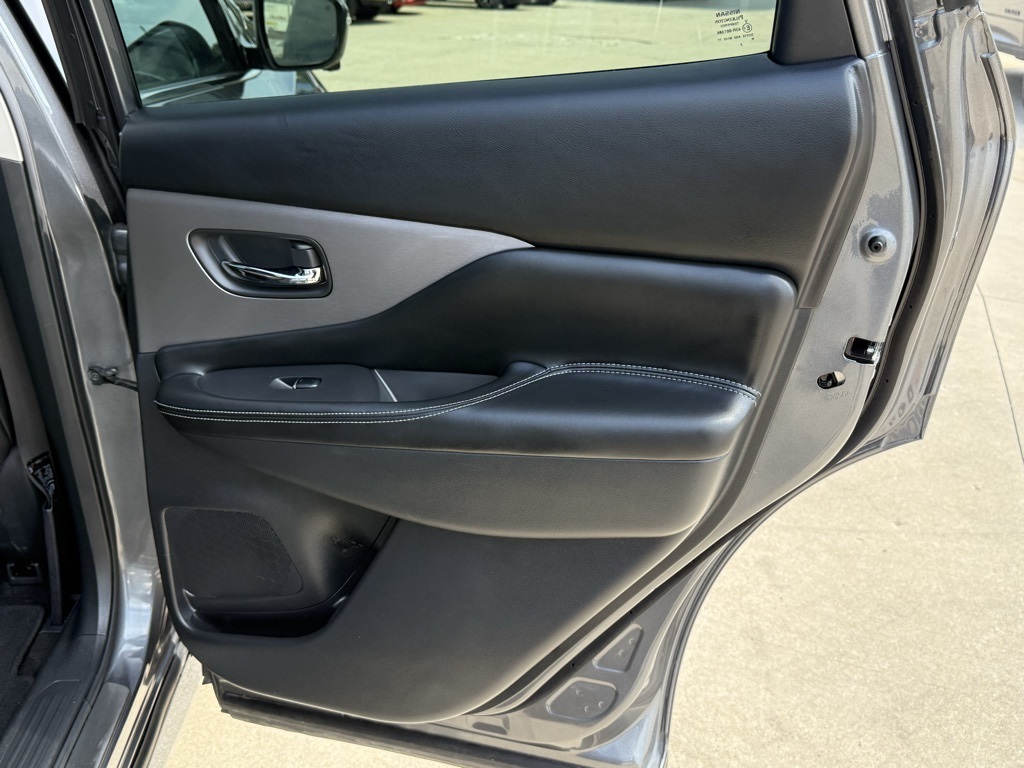 2023 Nissan Murano SL photo 24