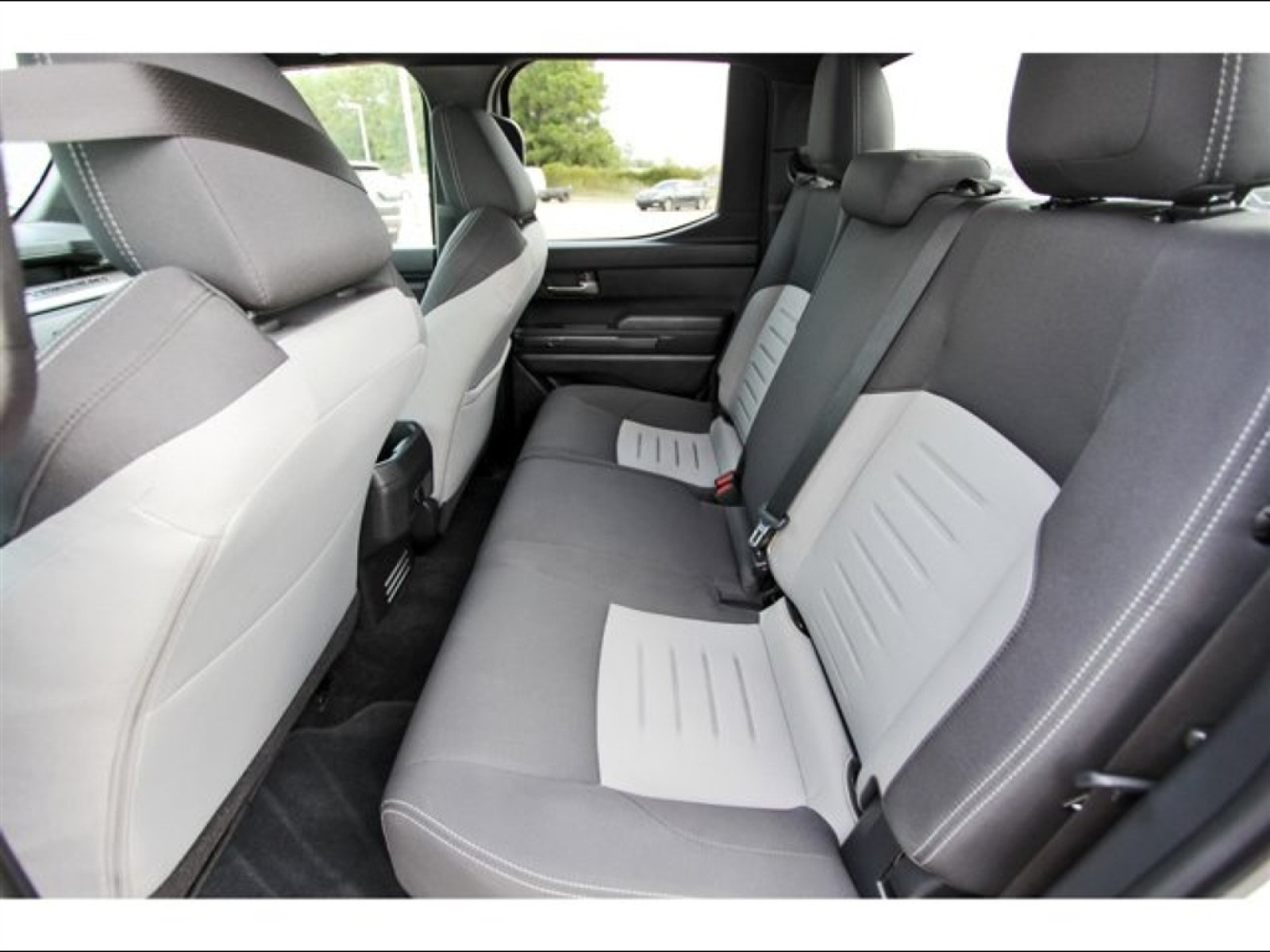 2025 Toyota Tacoma 4WD TRD Sport - 10