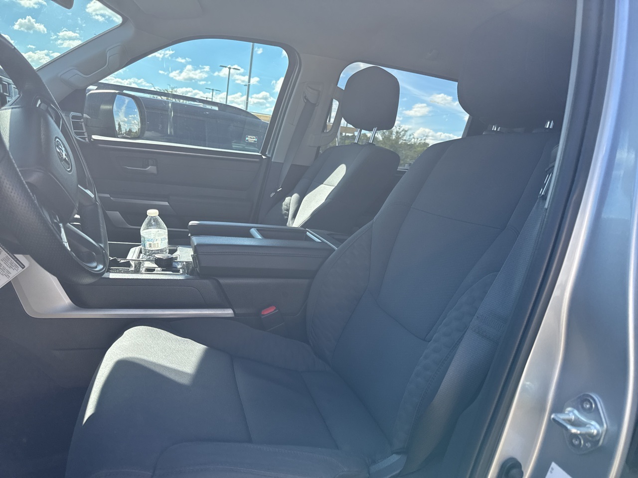 2023 Toyota Tundra SR5 photo 6
