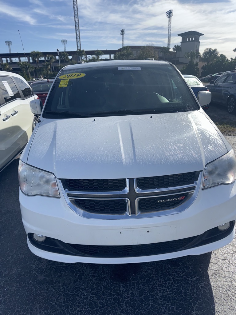 PreOwned 2019 Dodge Grand Caravan SXT 4D Passenger Van in Lakeland 