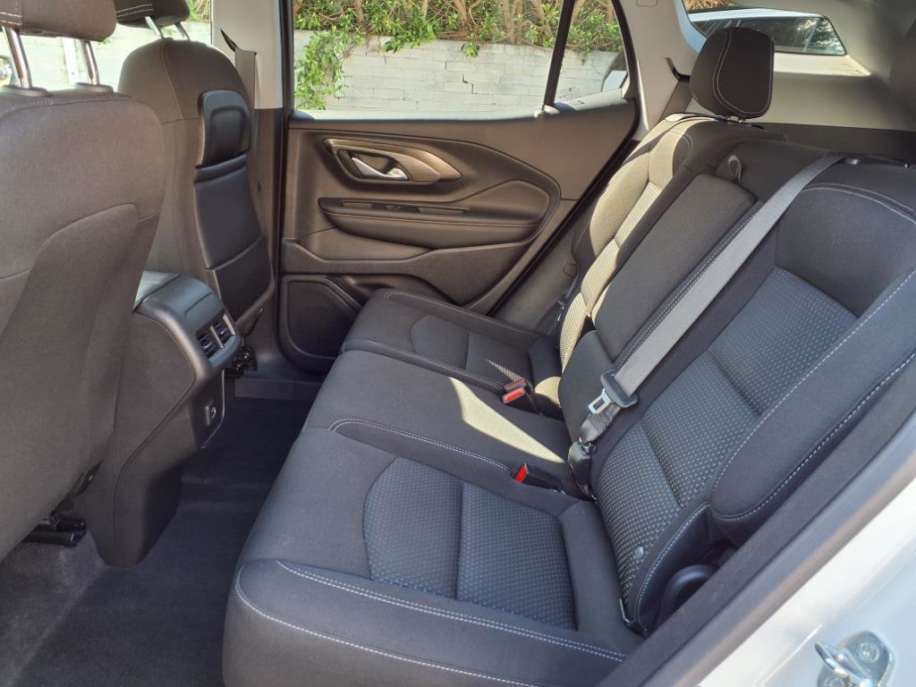 2022 Gmc Terrain SLE photo 18