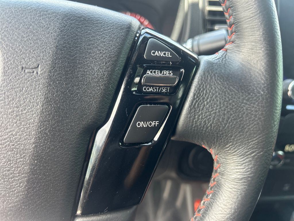 2022 Nissan Frontier PRO-X photo 26