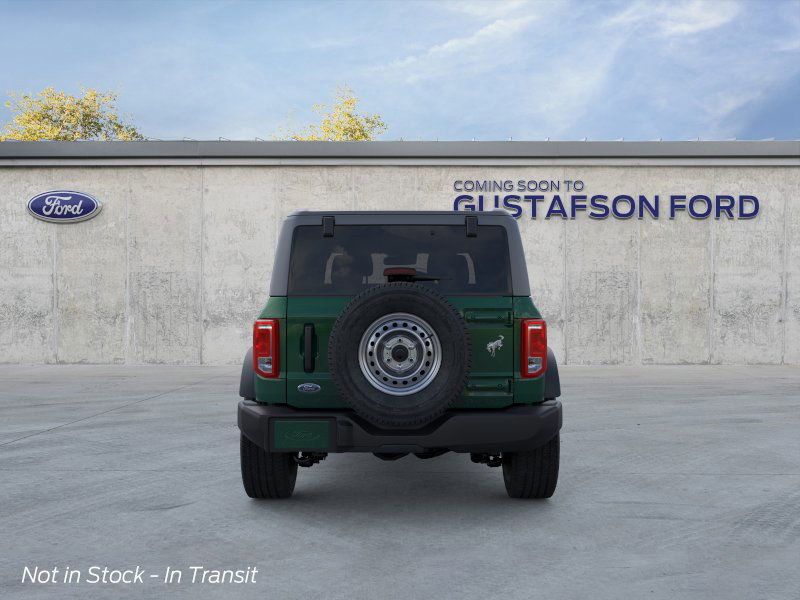 2025 Ford Bronco Base photo 5