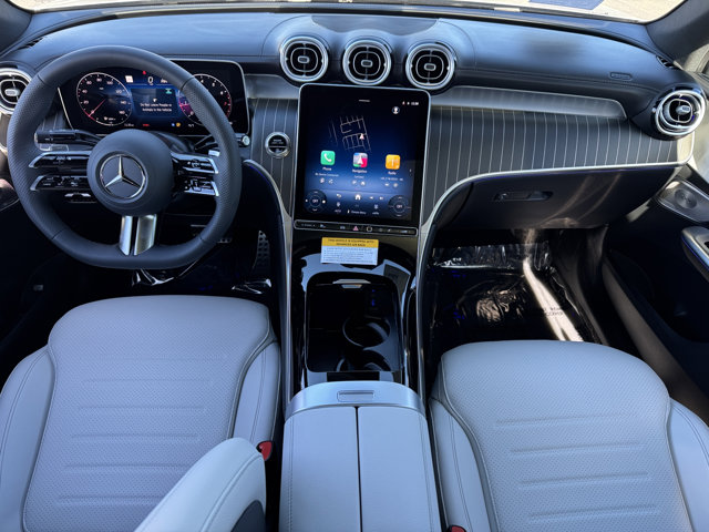 2026 Mercedes Benz GLC 300 4MATIC photo 3