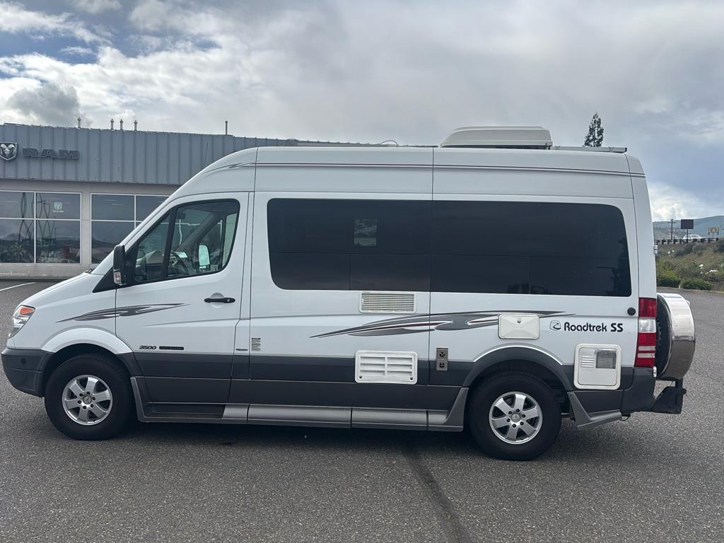 2011 Mercedes-Benz Sprinter Van Base's photo