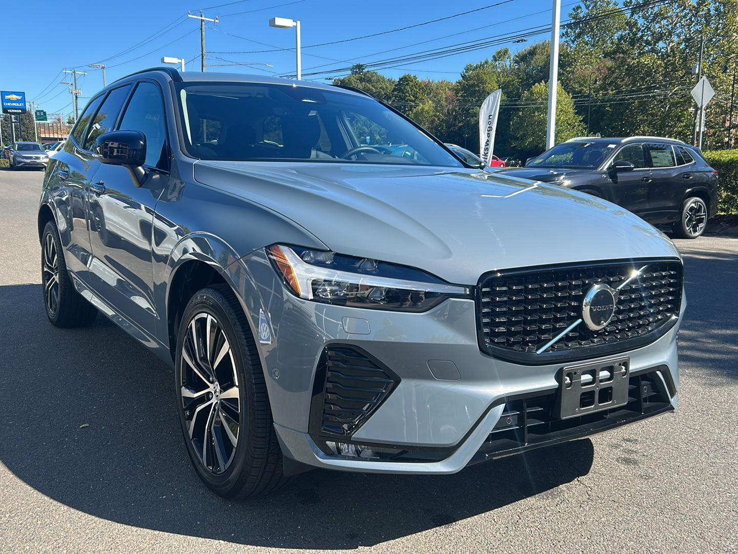 2024 Volvo XC60 Plus photo 6