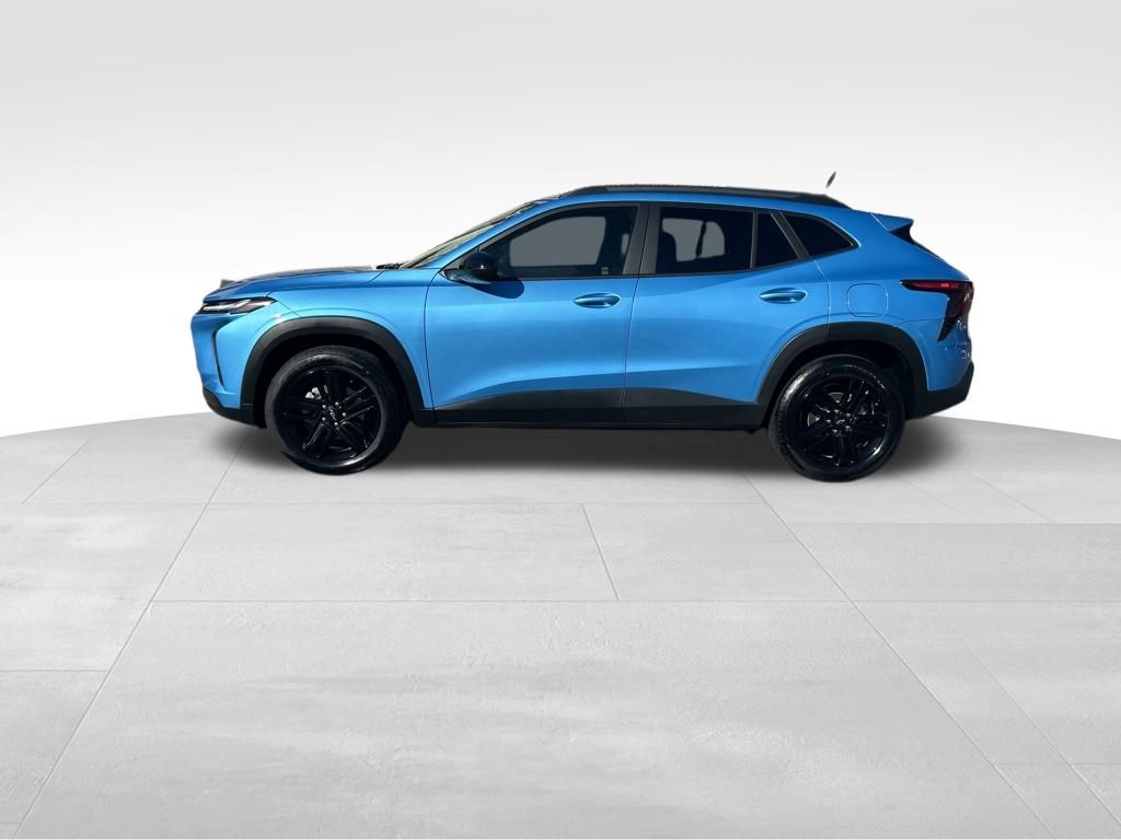 2025 Chevrolet Trax ACTIV photo 3