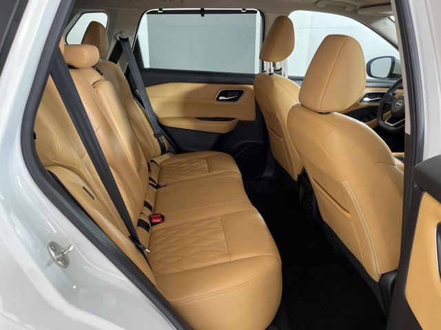 2022 Nissan Rogue Platinum photo 36