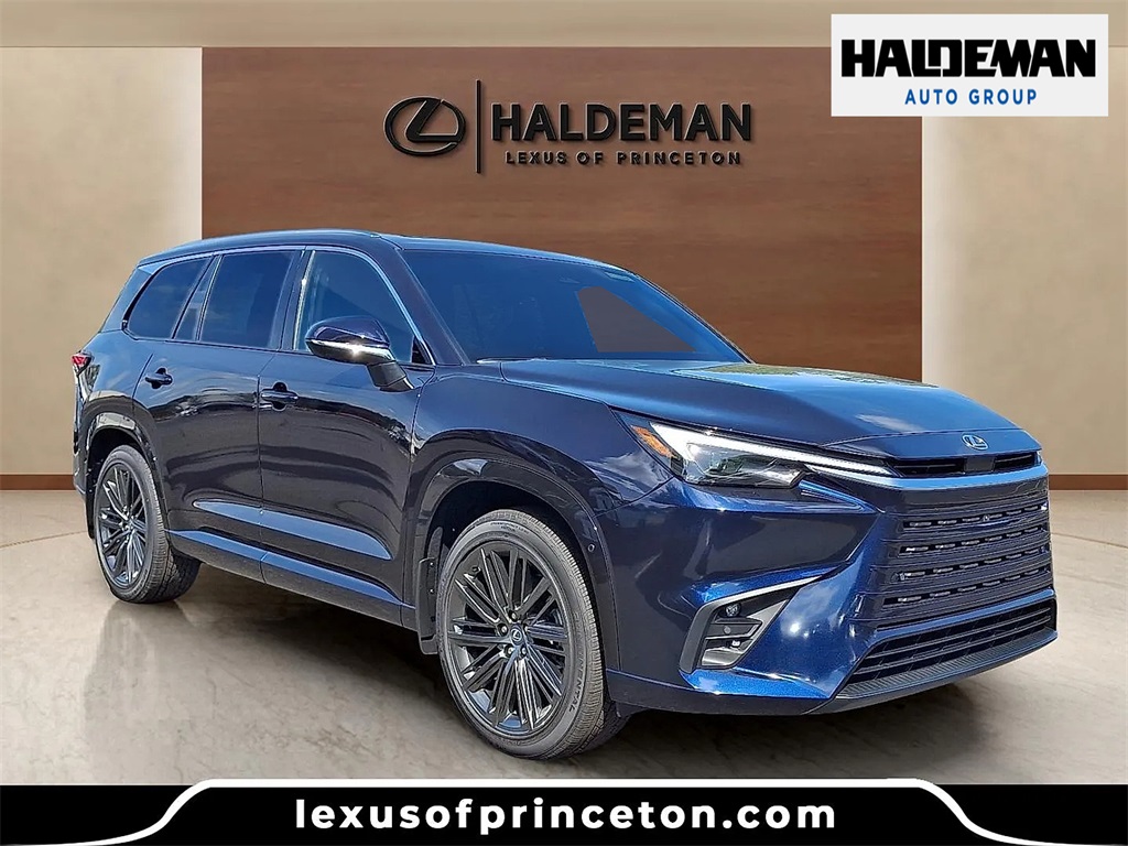 2026 Lexus TX Luxury's photo