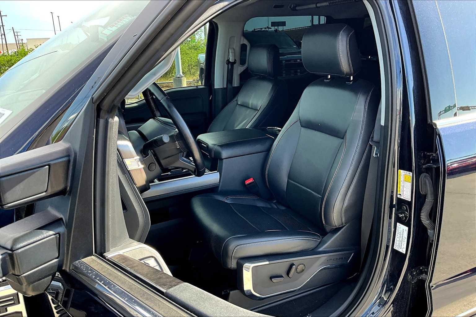 2023 Ford F-250 photo 13