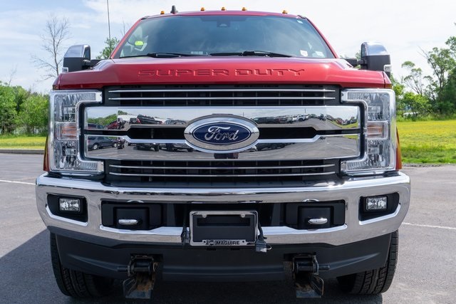 2019 Ford F-350 Lariat photo 3