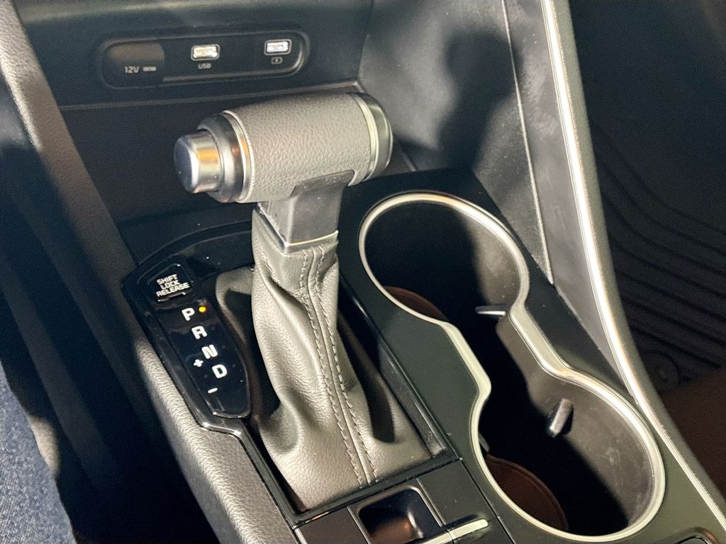 2023 Kia K5 LXS photo 14