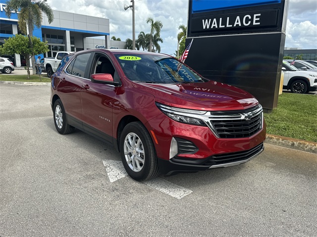 2023 Chevrolet Equinox LT photo 4
