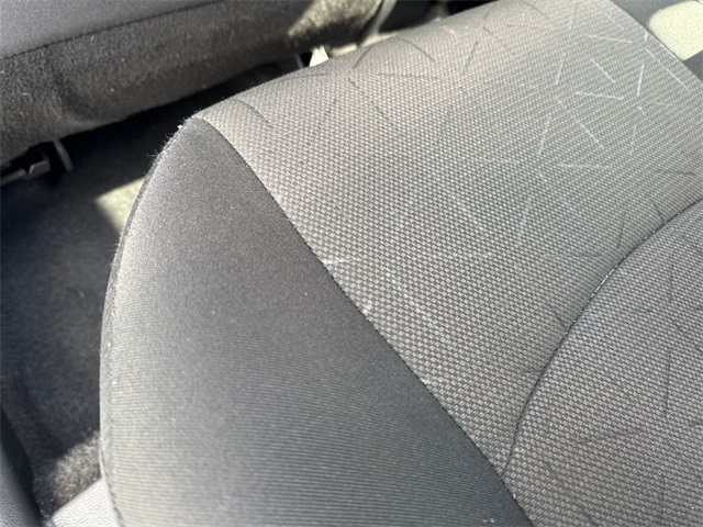 2024 Toyota RAV4 XLE photo 13