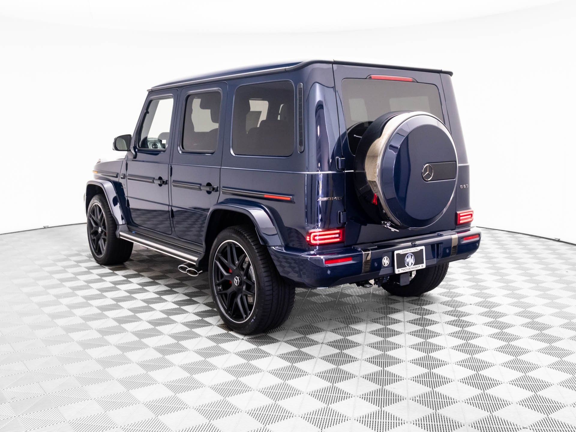 2025 Mercedes Benz G 63 AMG photo 3