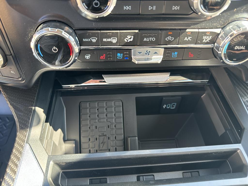 2024 Ford F-250 Lariat photo 13