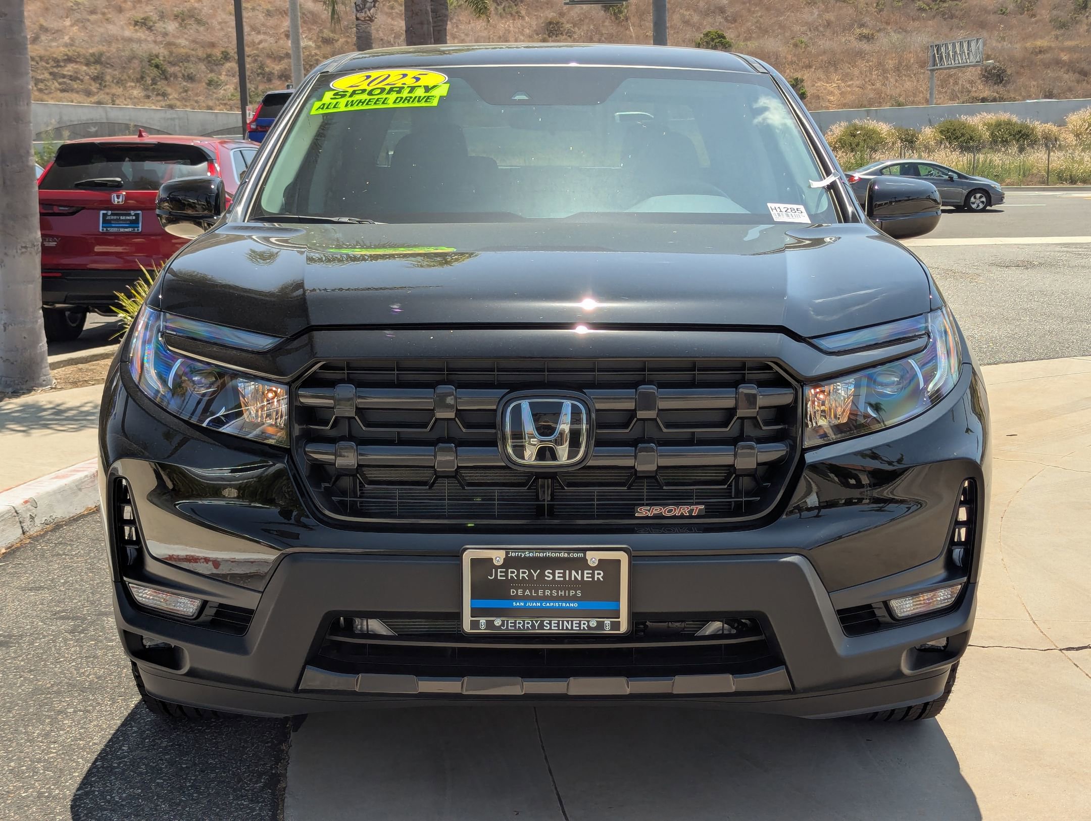 2025 Honda Ridgeline Sport photo 8