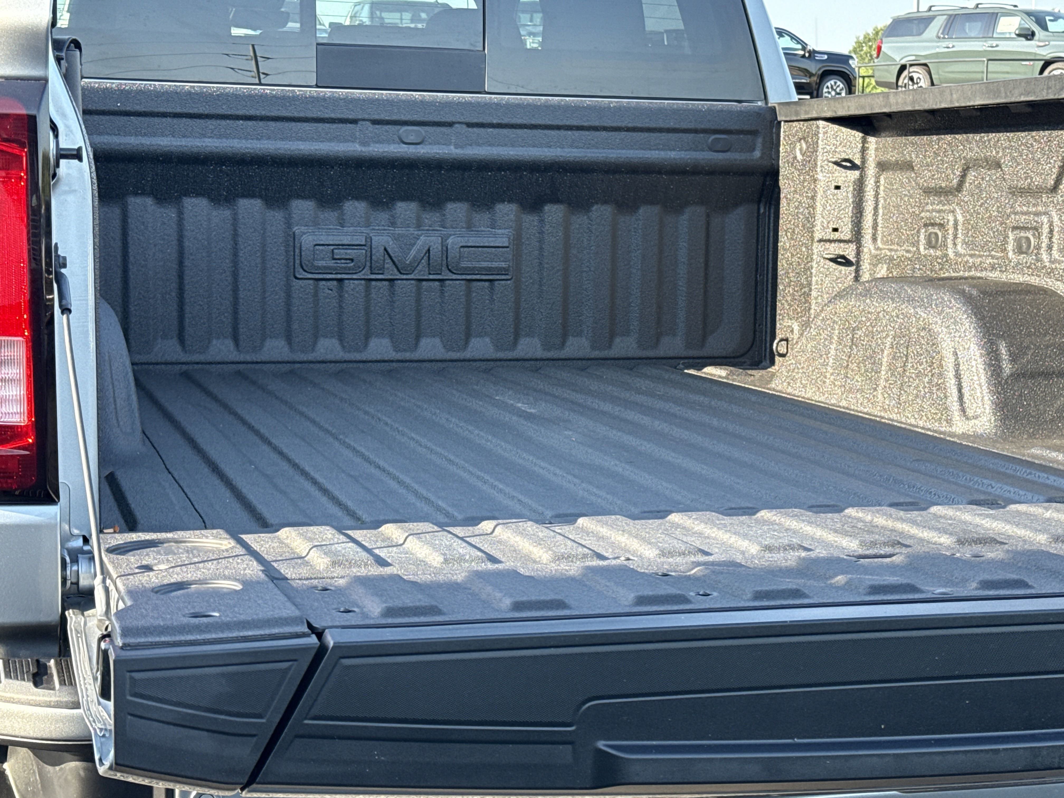 2025 Gmc Sierra Denali photo 8