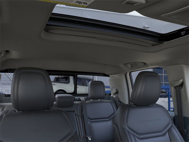 2025 Ford Maverick Lariat photo 12