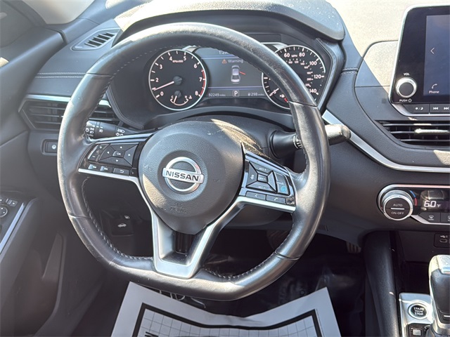 2020 Nissan Altima 2.5 SV photo 13