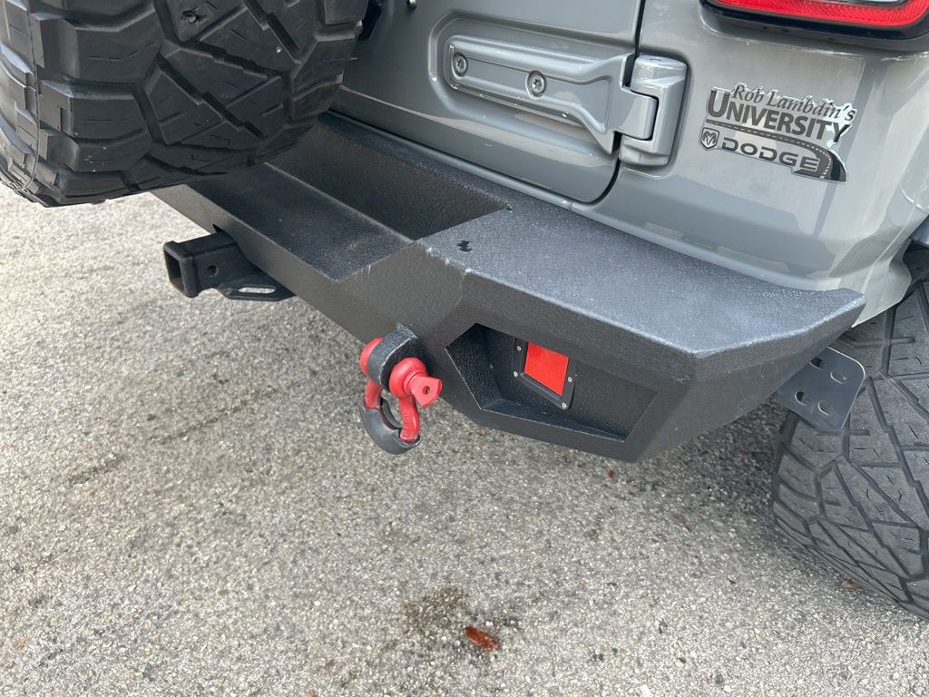 2021 Jeep Wrangler Unlimited Sahara photo 19