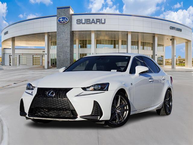 2017 Lexus IS 200t's photo