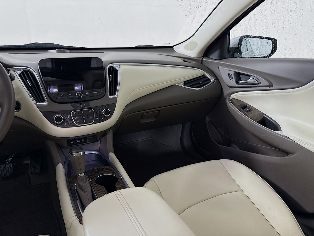 2020 Chevrolet Malibu 1LT photo 17