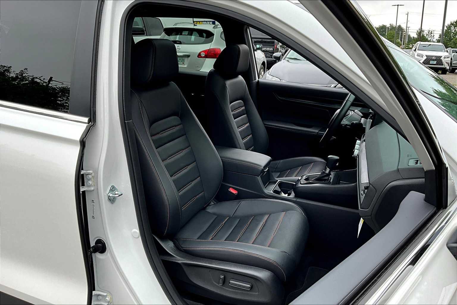2025 Honda CR-V Hybrid Sport-L photo 7