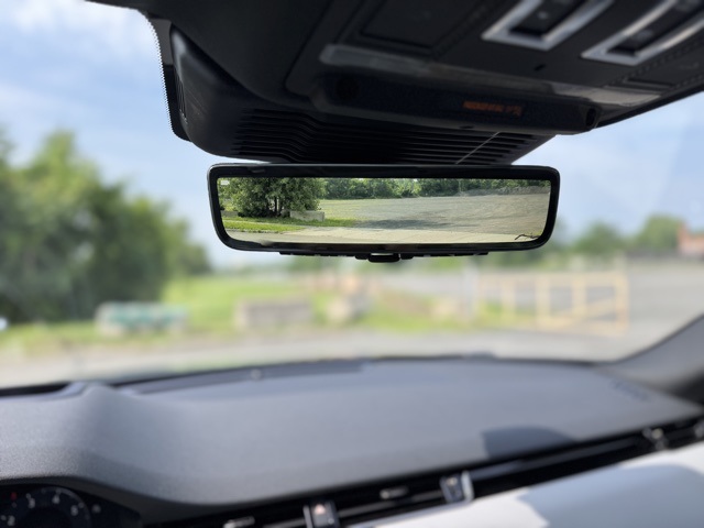 2026 Land Rover Range Rover Evoque Dynamic SE photo 16