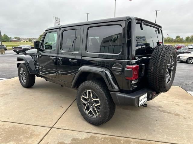 2024 Jeep Wrangler Sahara photo 3