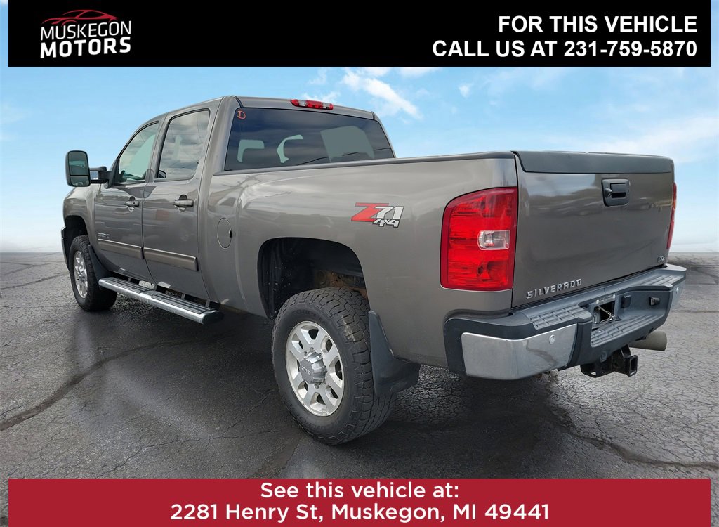 2014 Chevrolet Silverado 2500HD LTZ photo 3