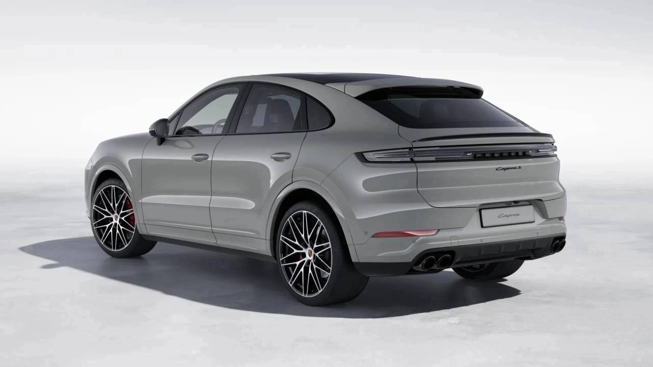 2025 Porsche Cayenne Coupe S photo 3