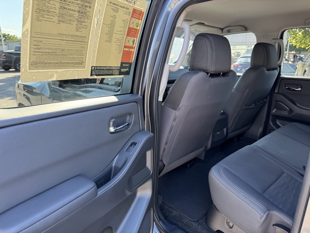 2024 Nissan Frontier SV Crew Cab photo 29