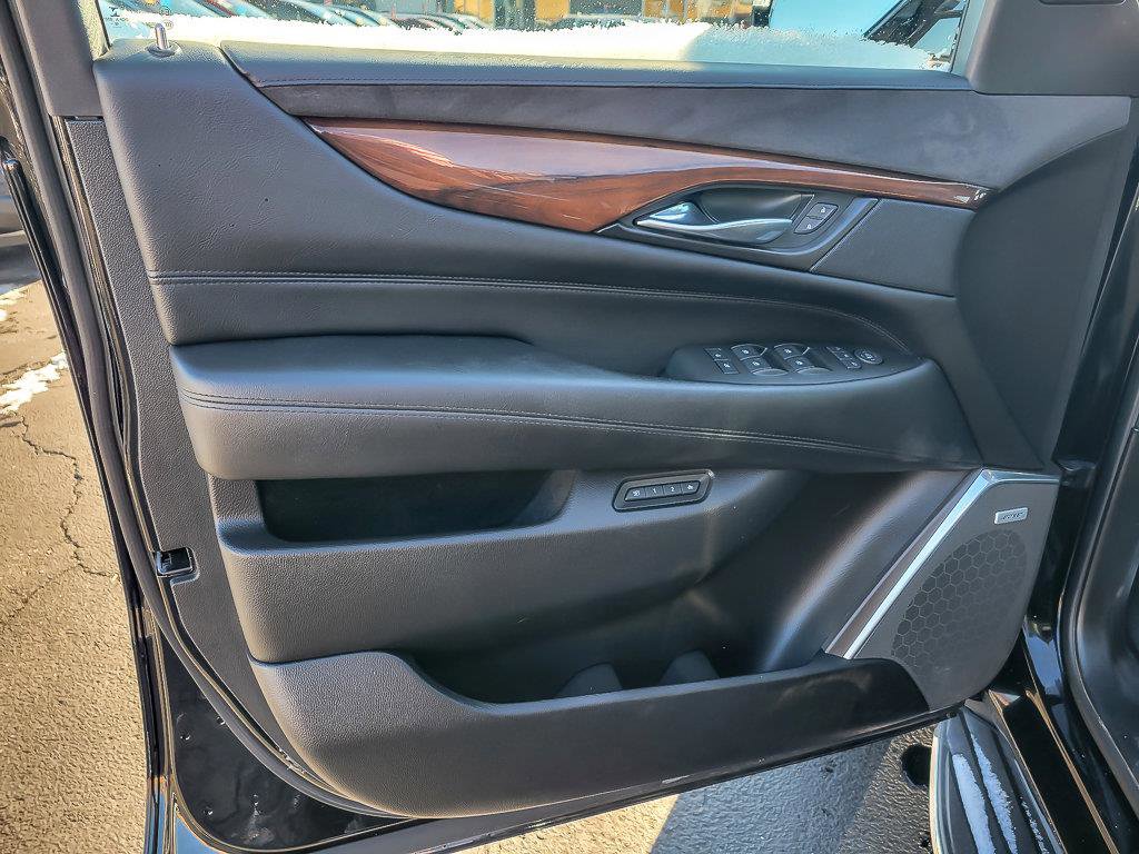 2017 CADILLAC ESCALADE ESV - Image 20