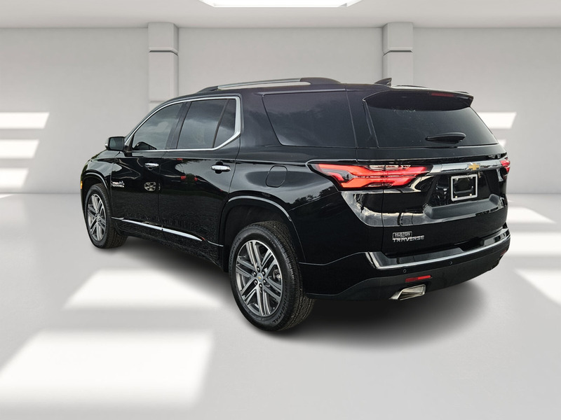 2023 Chevrolet Traverse High Country photo 3