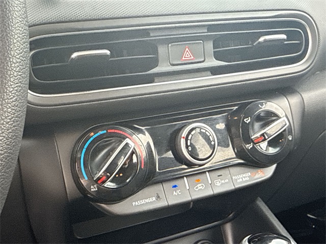 2023 Hyundai Kona SE photo 17