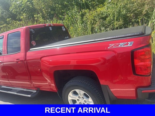 2017 Chevrolet Silverado 1500 LT photo 9