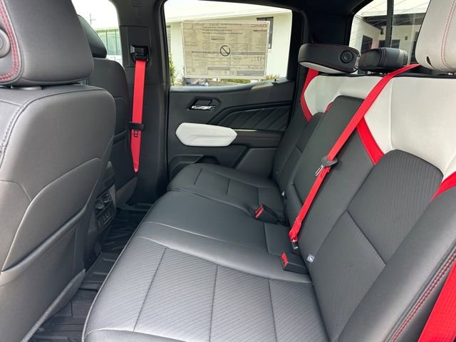 2025 Gmc Canyon AT4 photo 18