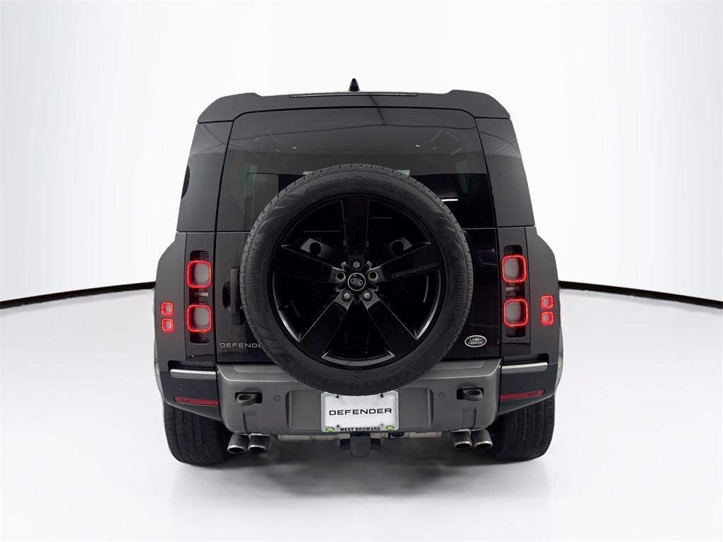 2023 Land Rover Defender 110 Carpathian Edition photo 6