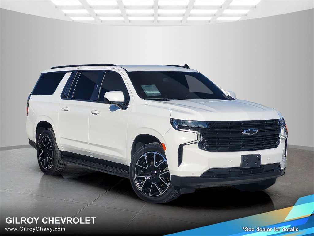 2023 Chevrolet Suburban RST's photo
