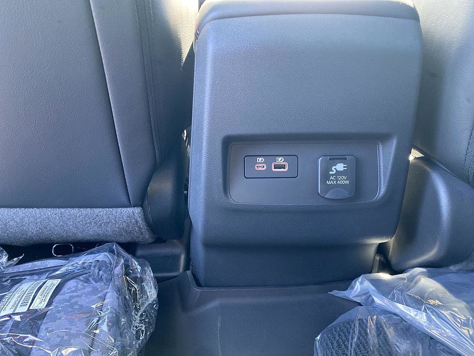 2025 Nissan Frontier PRO-4X photo 19