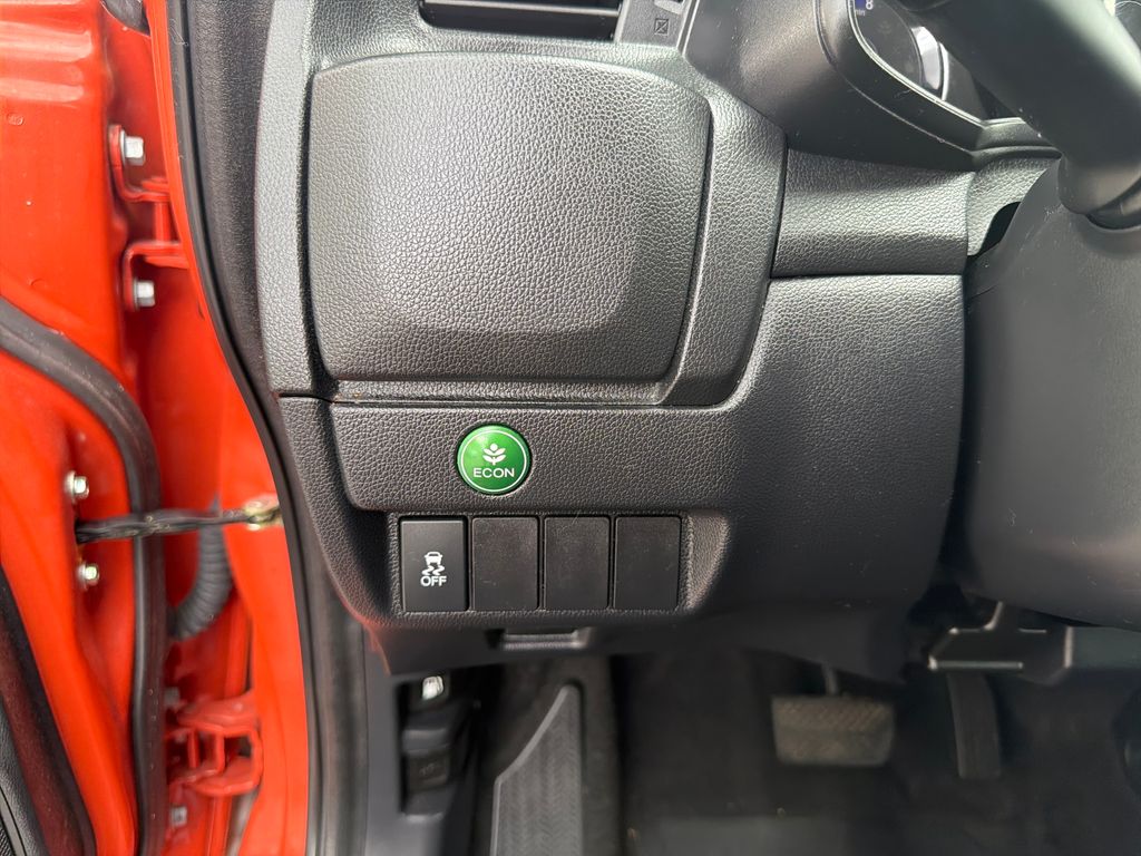 2020 Honda Fit LX photo 29
