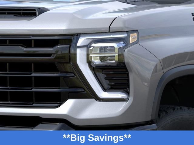 2026 Chevrolet Silverado 2500HD LTZ photo 9
