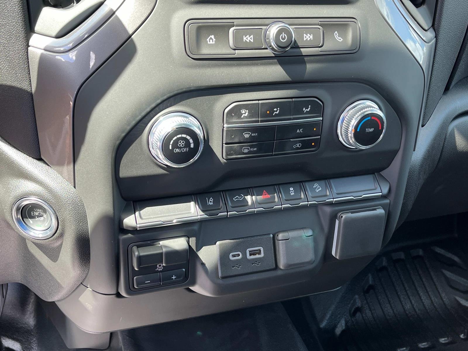 2026 Toyota RAV4 HD Pro photo 23