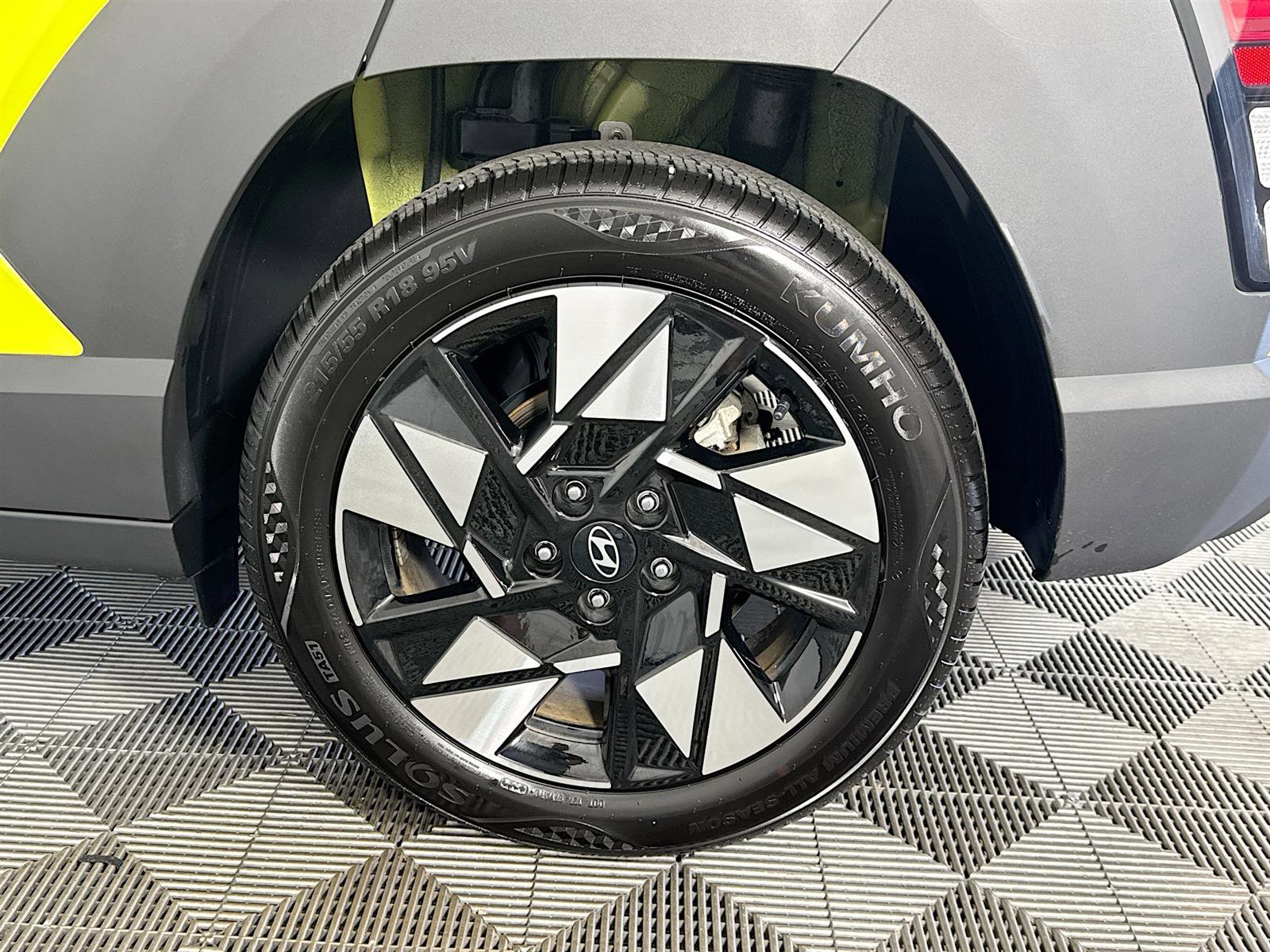 2024 Hyundai Kona SEL photo 25