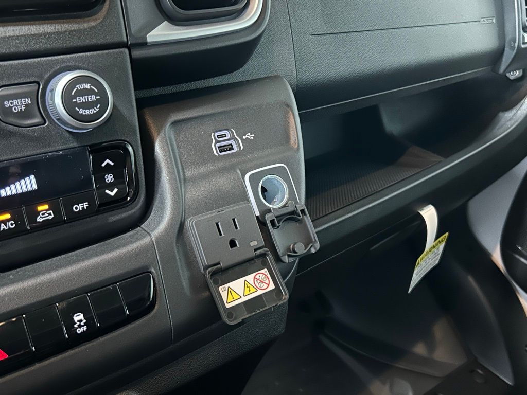 2025 Ram ProMaster 2500 photo 30