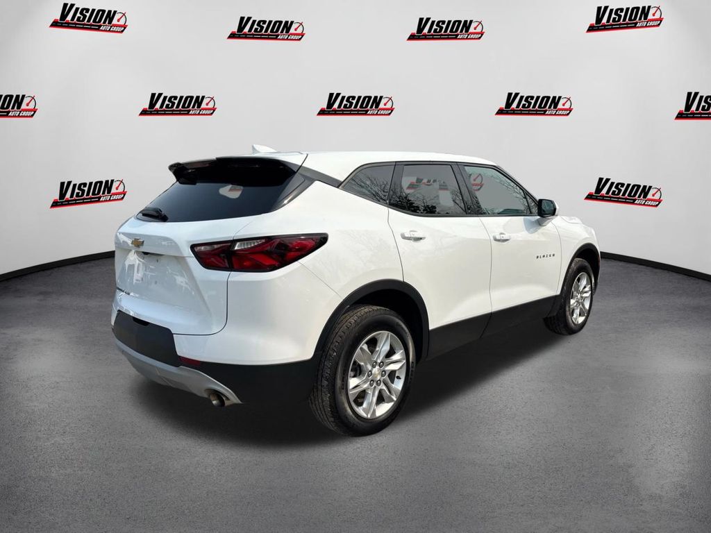 2022 Chevrolet Blazer 2LT photo 5