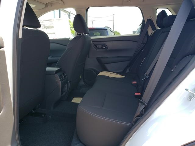 2025 Nissan Rogue S photo 11